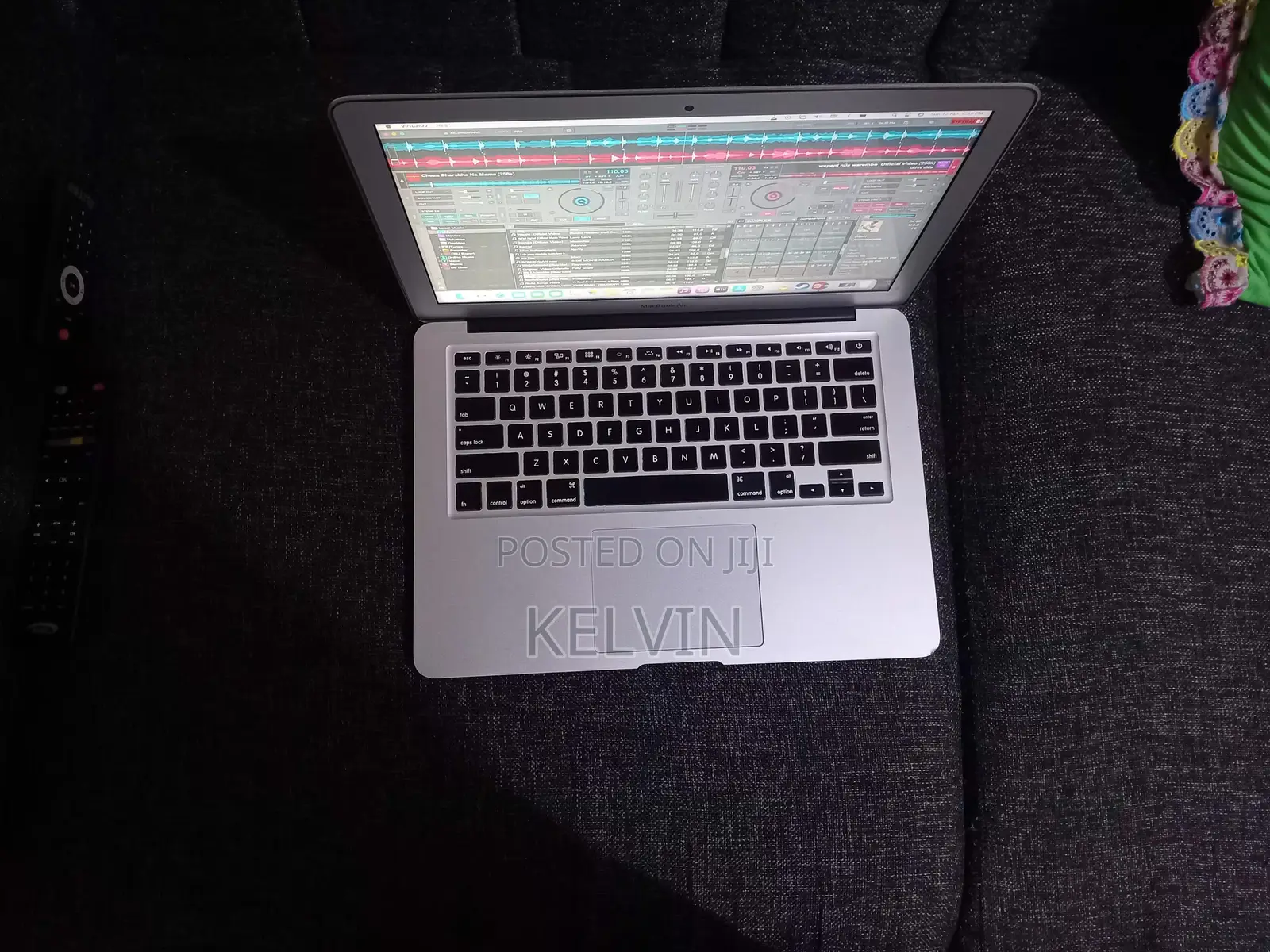 Laptop Apple MacBook 4GB Intel Core i5 HDD 128GB