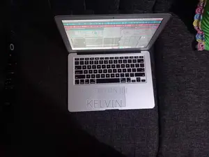 Laptop Apple MacBook 4GB Intel Core i5 HDD 128GB