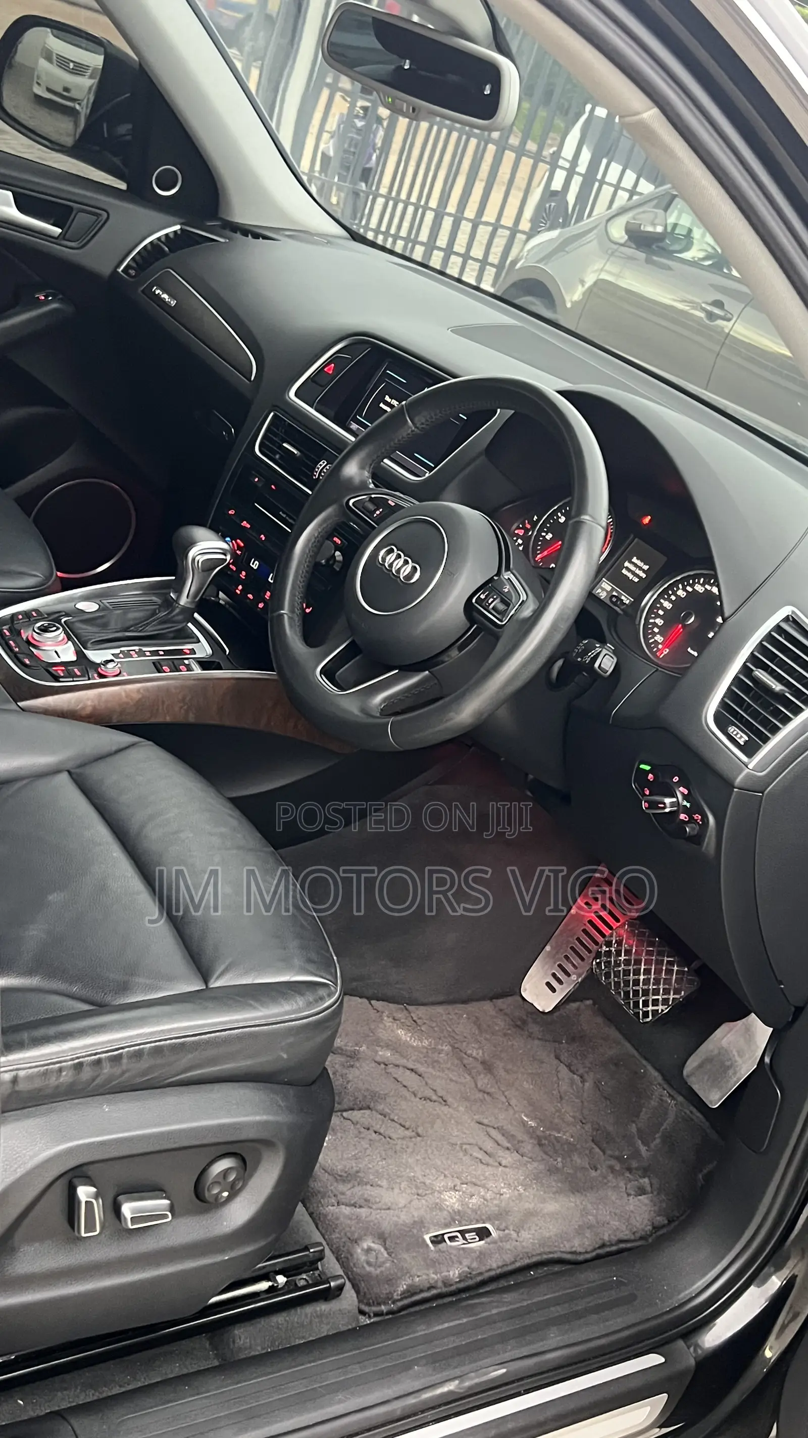 Audi Q5 2015 Black