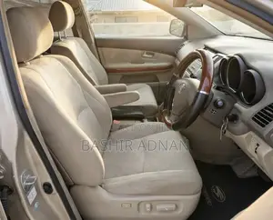 Toyota Harrier 2004 Gold