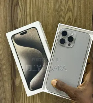 New Apple iPhone 15 Pro Max 256 GB Silver