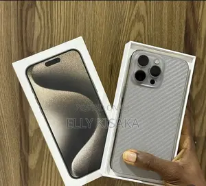 New Apple iPhone 15 Pro Max 256 GB Silver