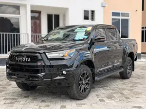 Toyota Hilux 2023 Black