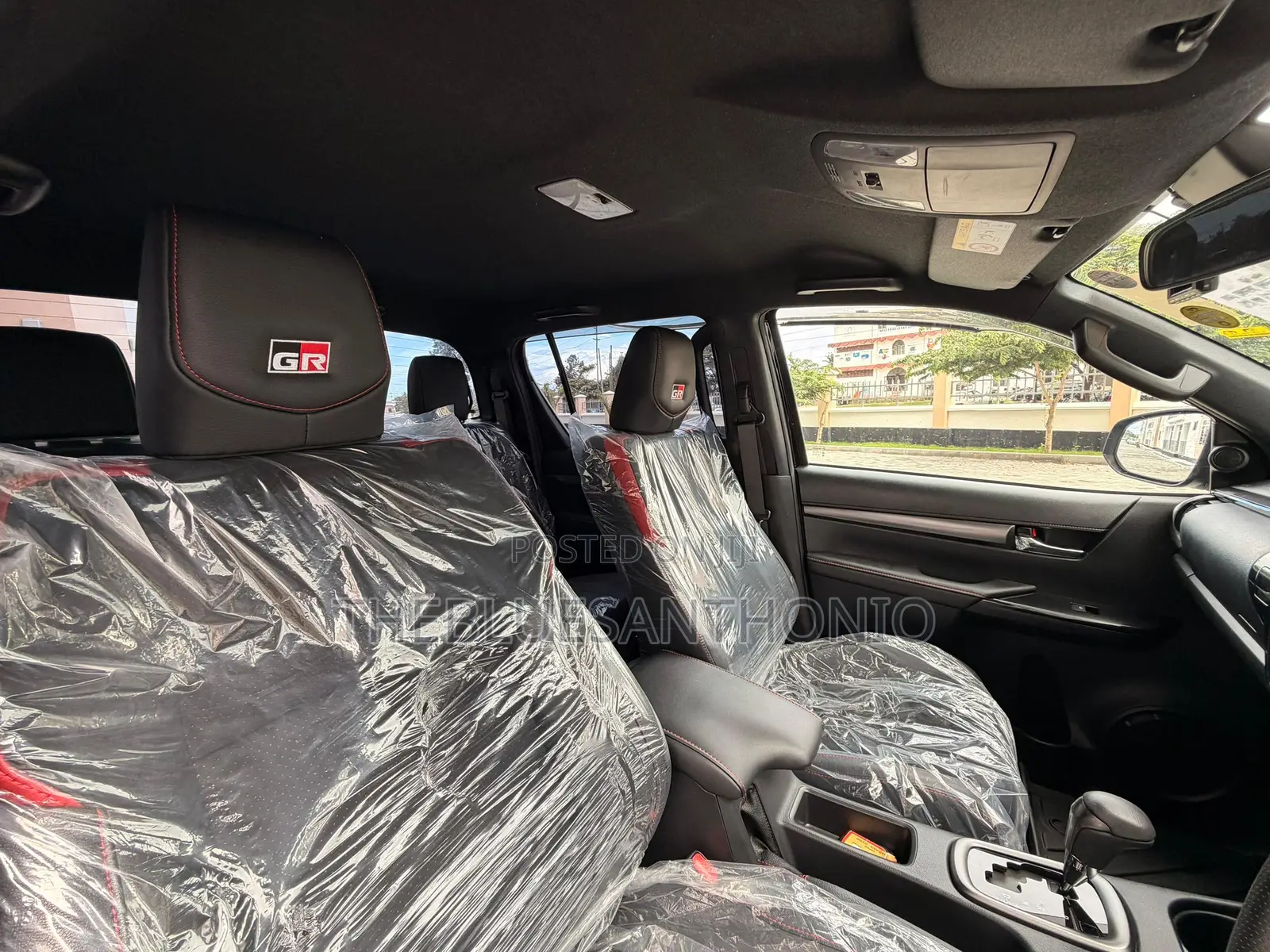 Toyota Hilux 2023 Black