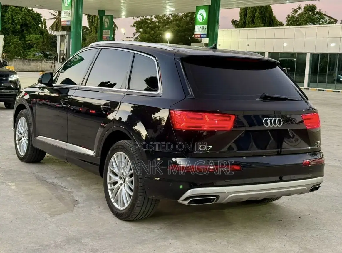 Audi Q7 2018 Black