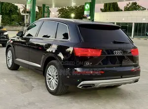 Audi Q7 2018 Black