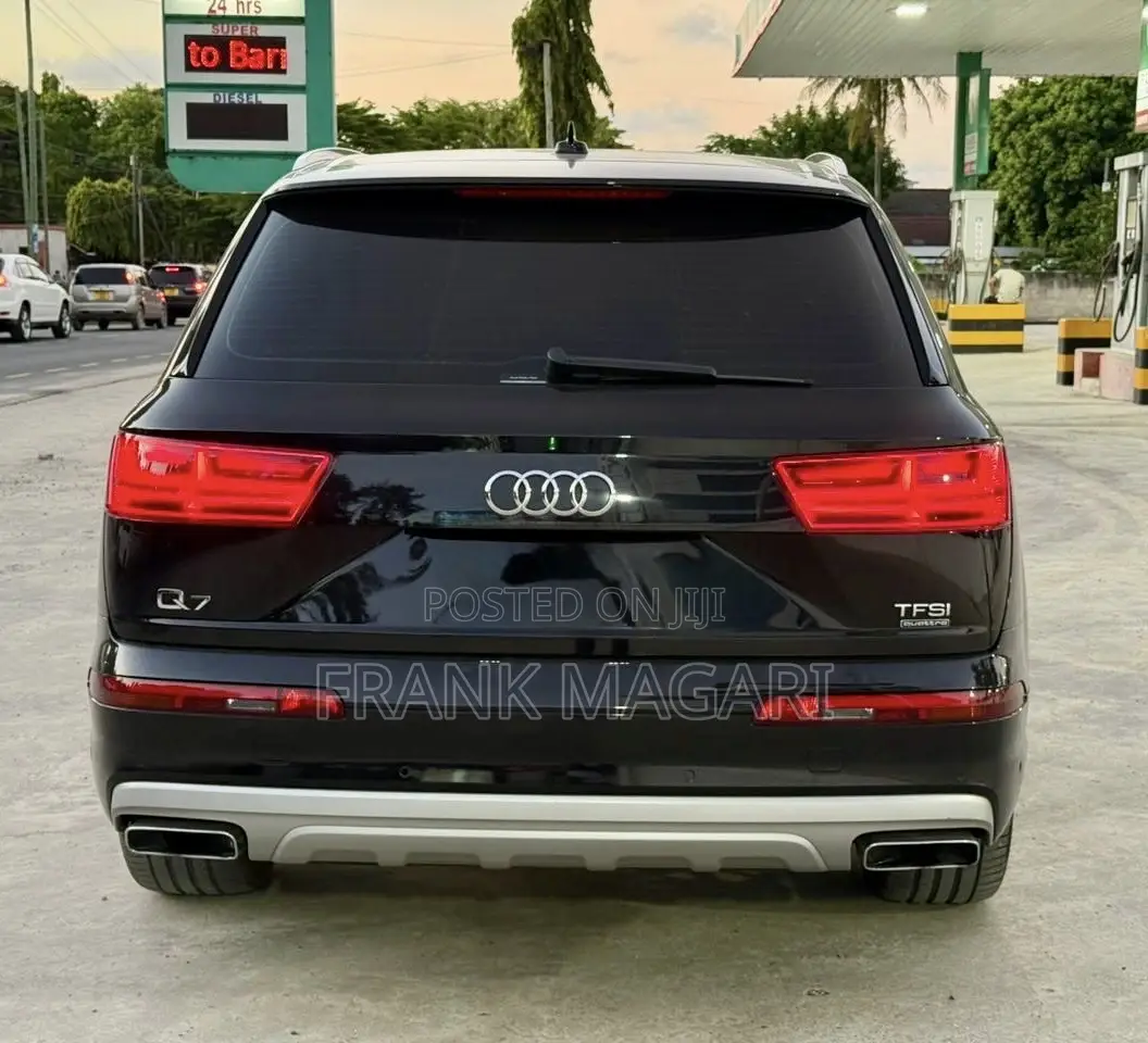 Audi Q7 2018 Black