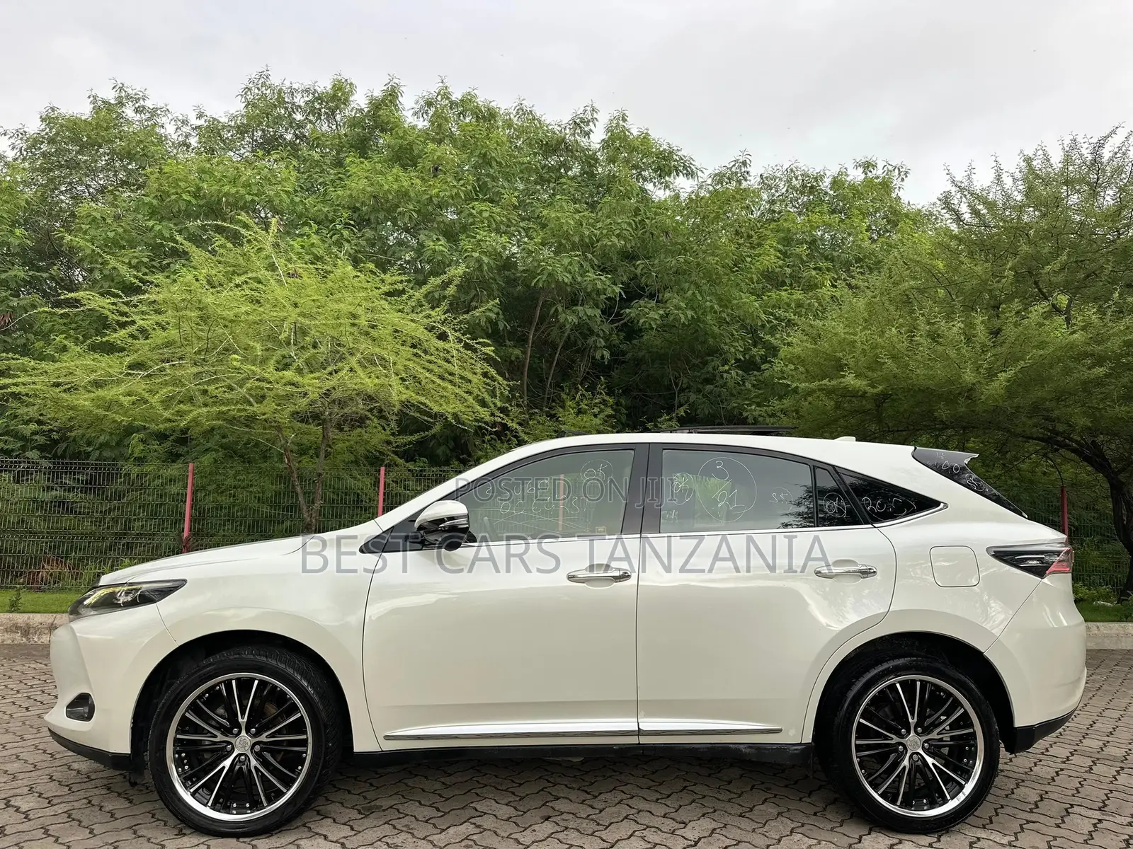 Toyota Harrier 2015 White