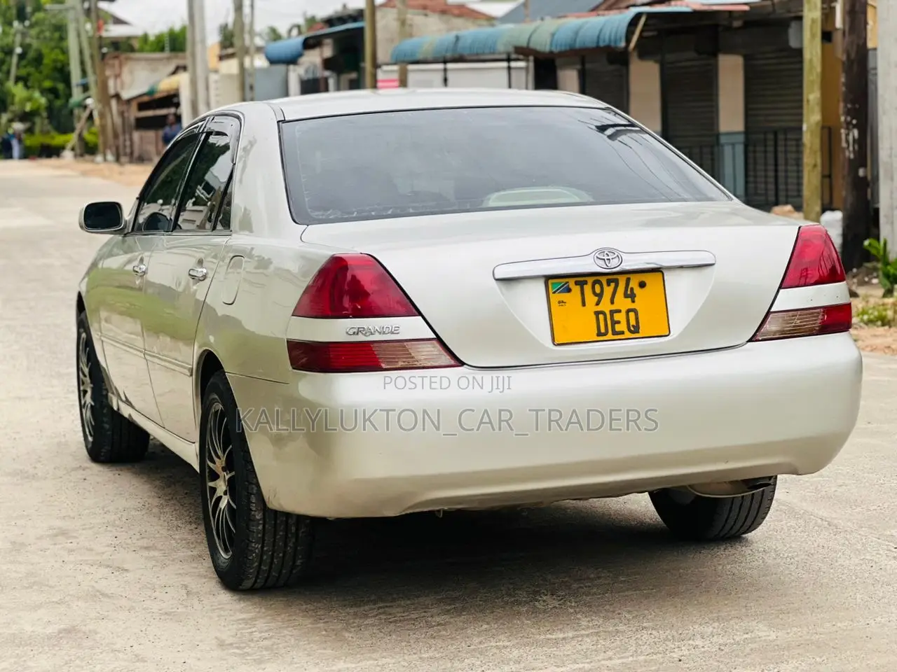 Toyota Mark II 2003 Silver