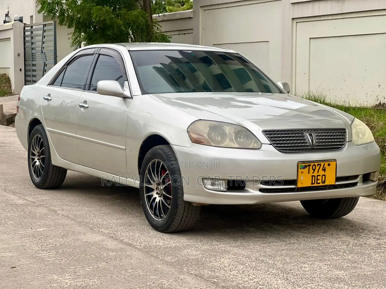 Toyota Mark II 2003 Silver