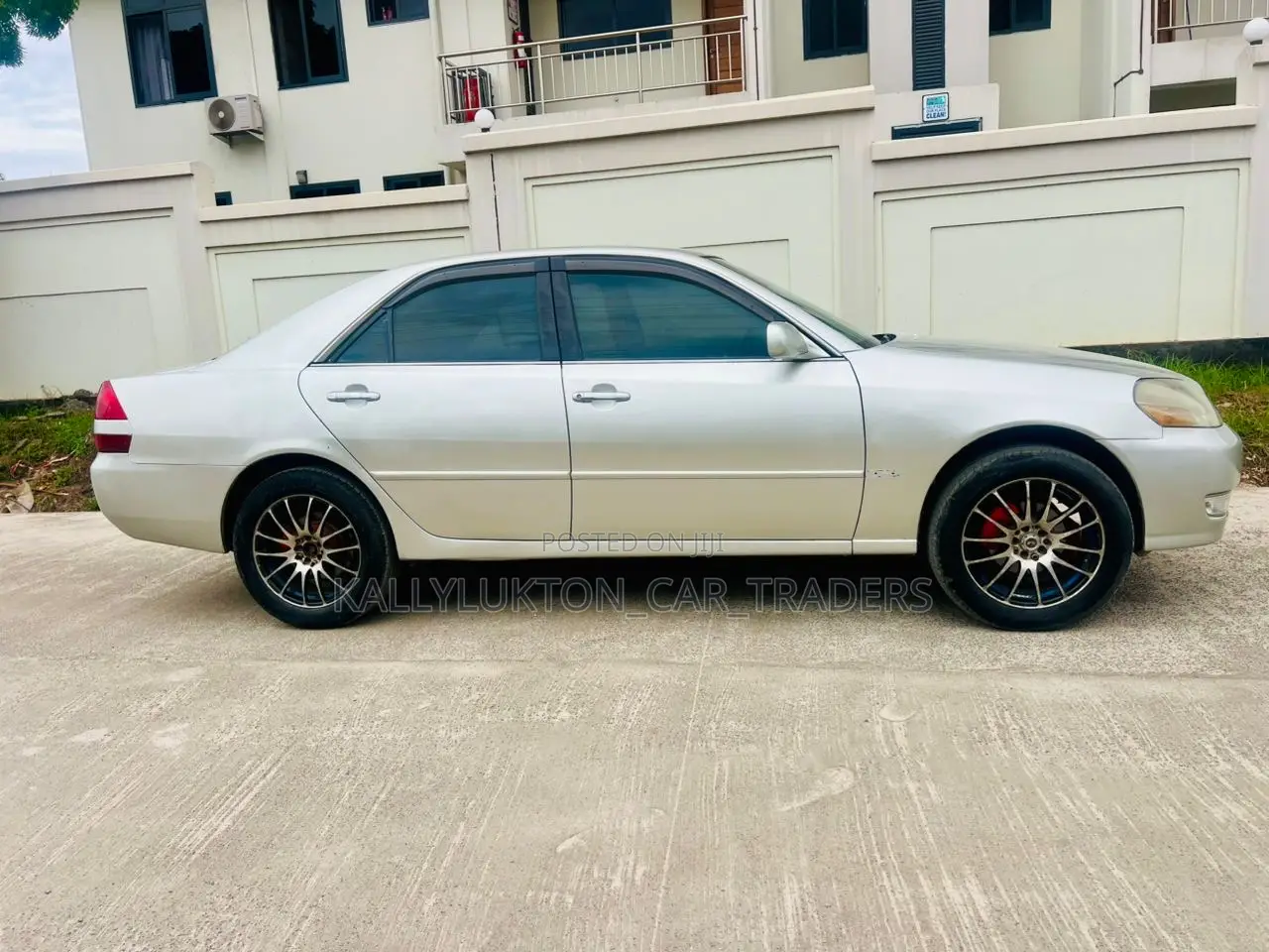 Toyota Mark II 2003 Silver