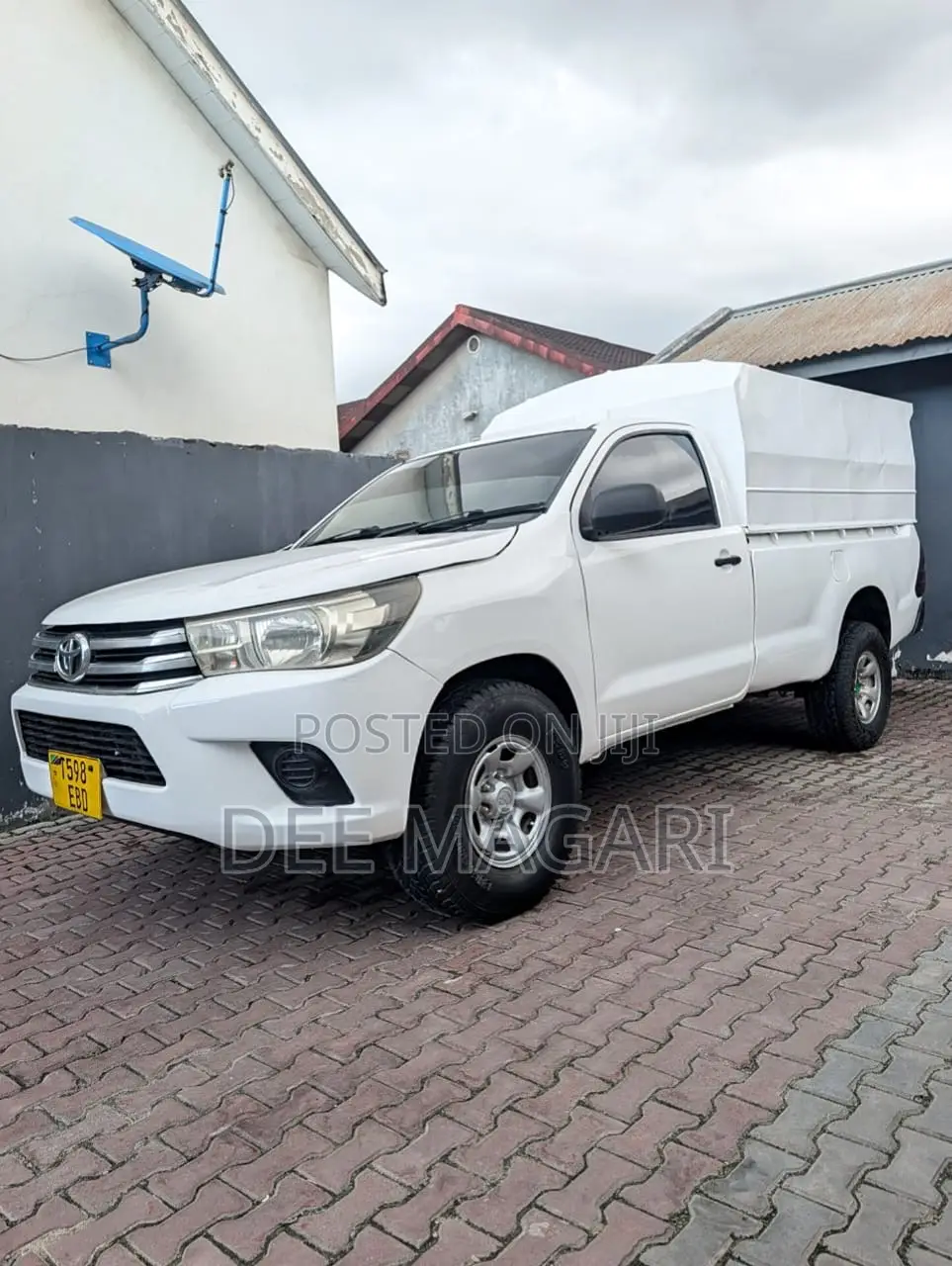 Toyota Hilux 2.0 VVT-i 2010 White