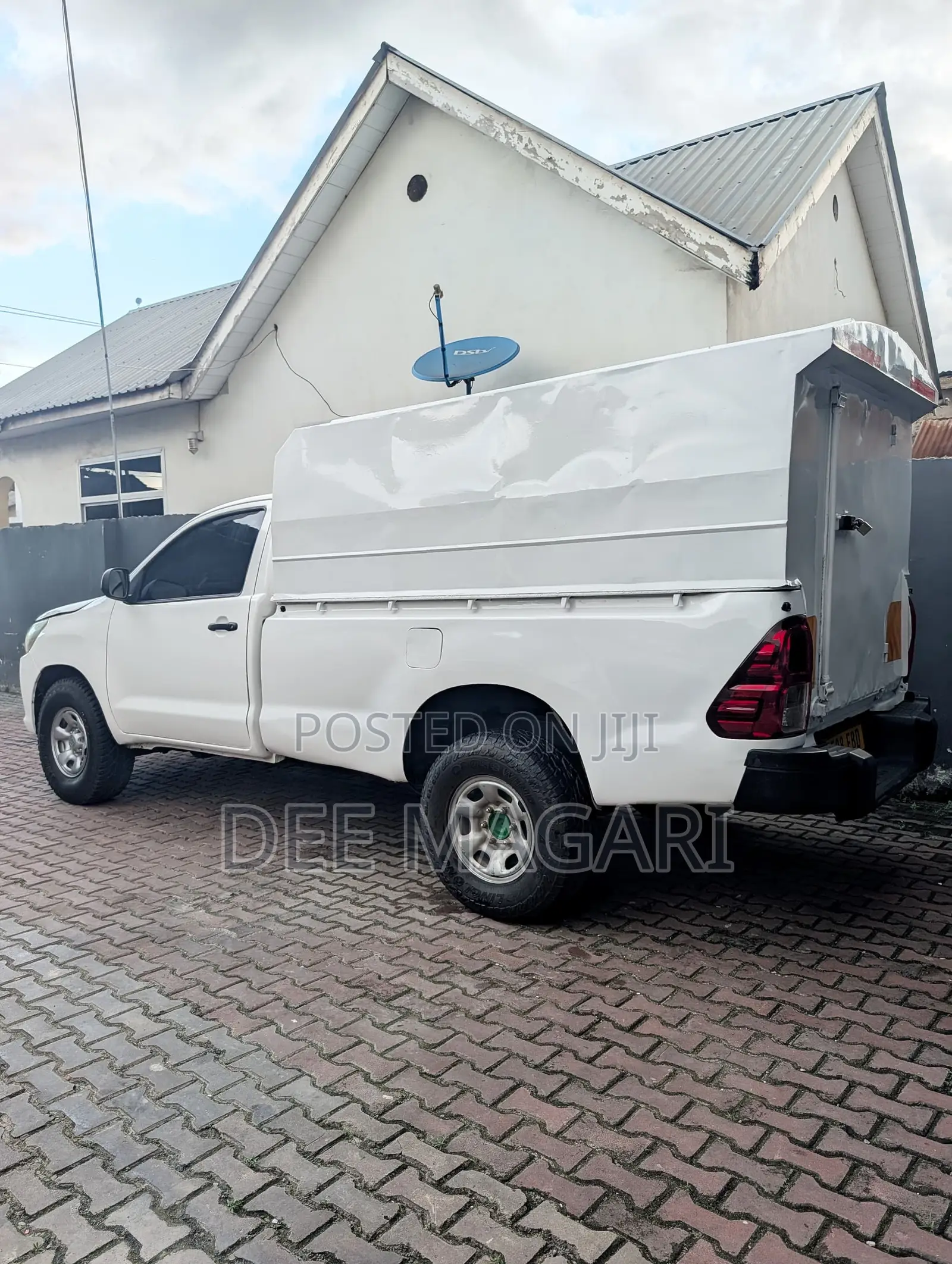 Toyota Hilux 2.0 VVT-i 2010 White