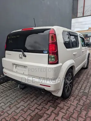 Honda Crossroad 2008 White