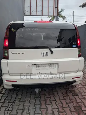 Honda Crossroad 2008 White