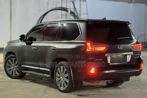 Lexus LX 2017 Gray