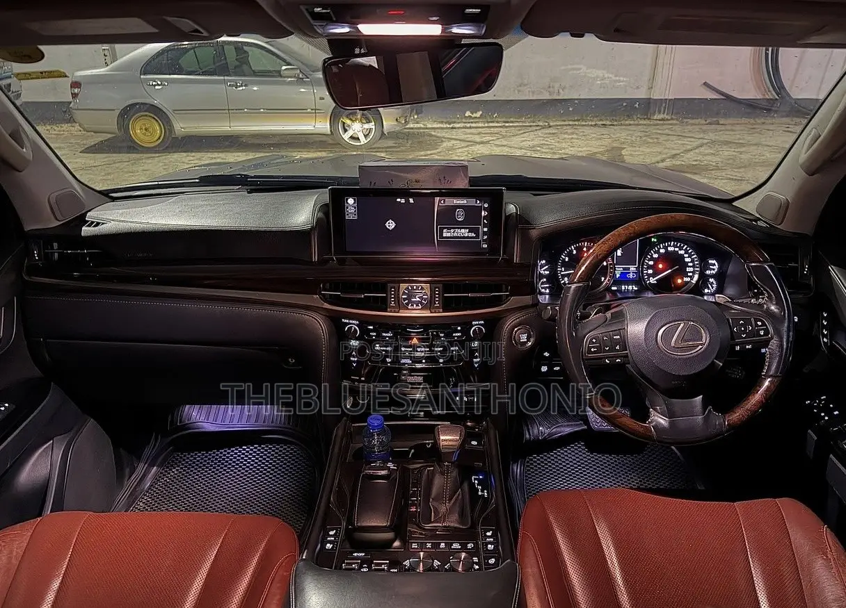 Lexus LX 2017 Gray