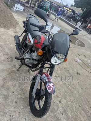 Bajaj Boxer X125 2025 Black