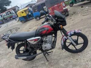 Bajaj Boxer X125 2025 Black
