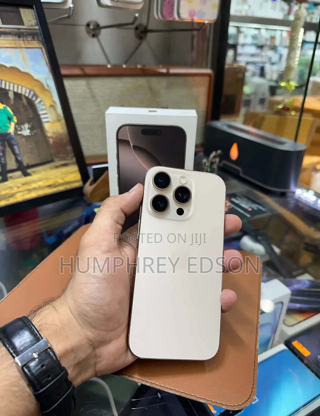 New Apple iPhone 16 Pro 256 GB Gold