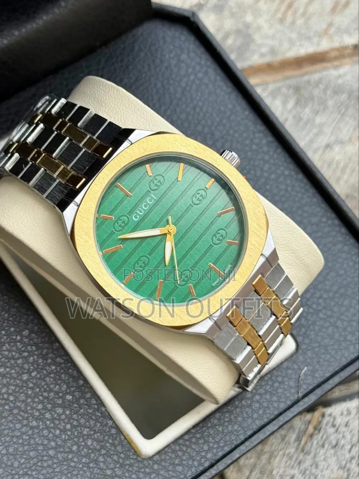 Watches 2 PCS Set or Saa 2 for Men's and Women's