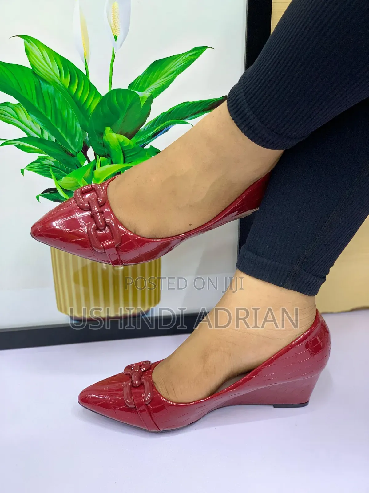 Viatu Vya Kike|Size: 36–41Quality Original|Price: 45,000 (Rejareja)