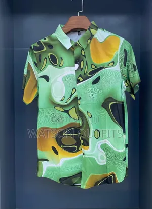 Men's Shirts Short Sleeved Colours Very Stylish and Attractive
