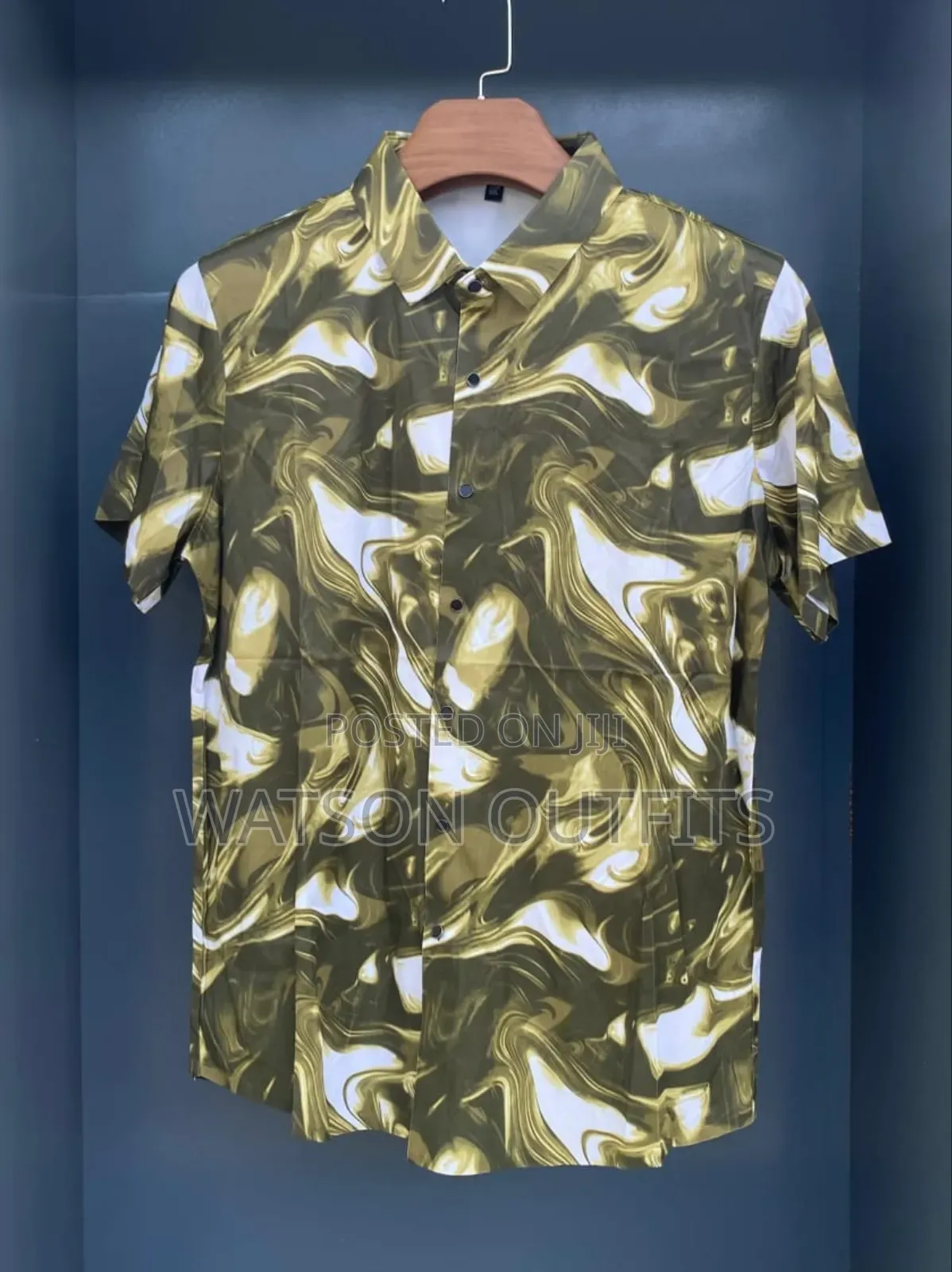 Men's Shirts Short Sleeved Colours Very Stylish and Attractive