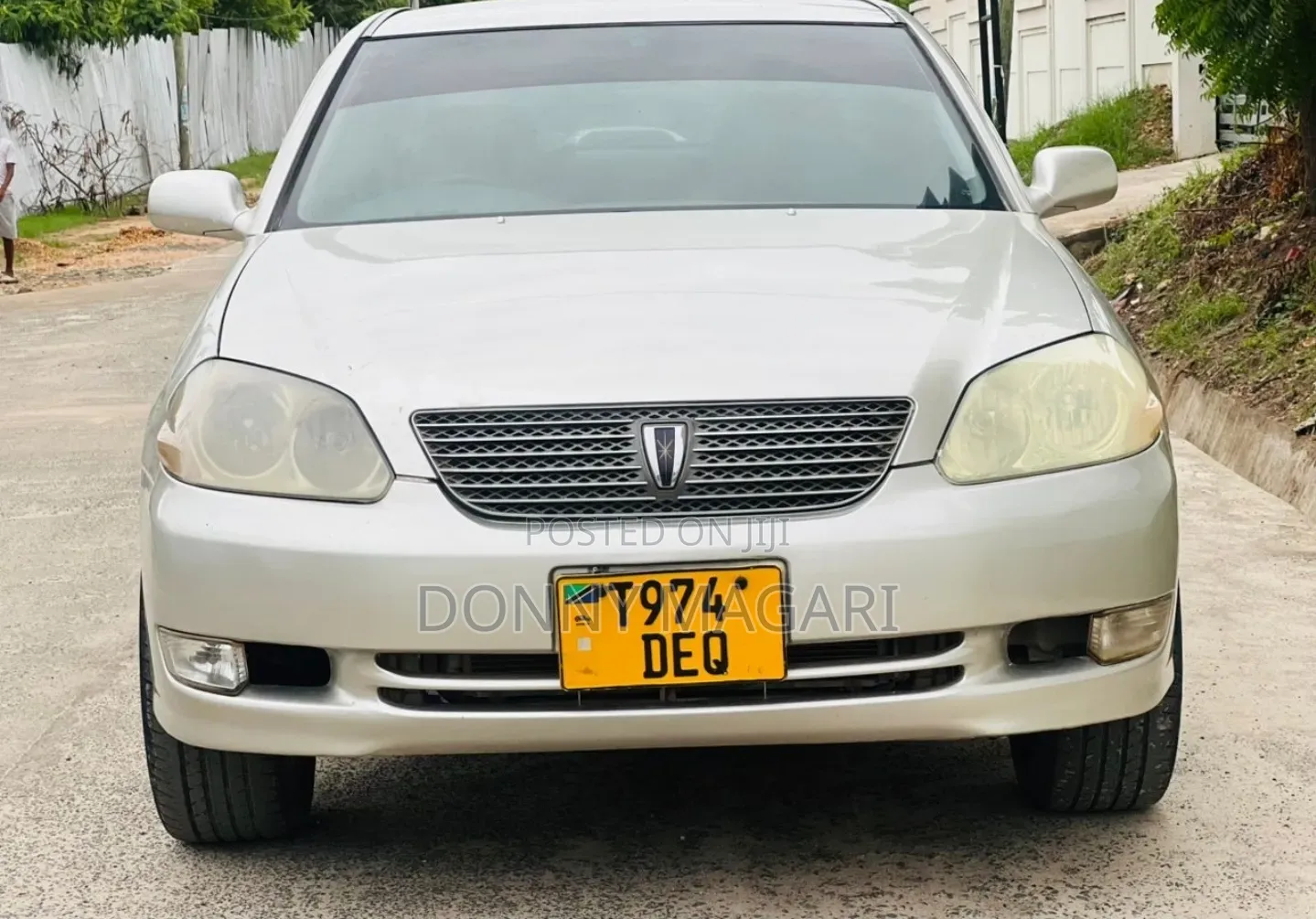 Toyota Mark II 2004 Silver
