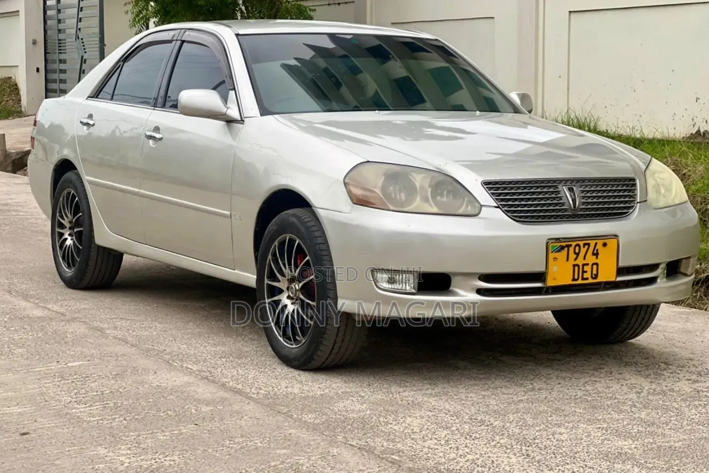 Toyota Mark II 2004 Silver