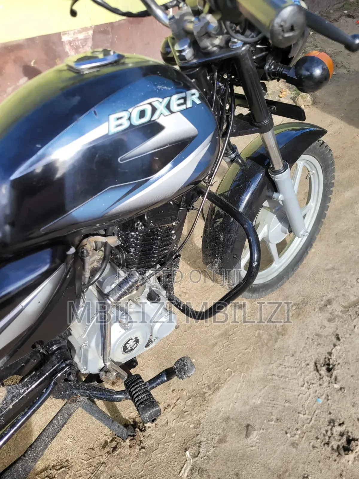 Bajaj Boxer 125 2025