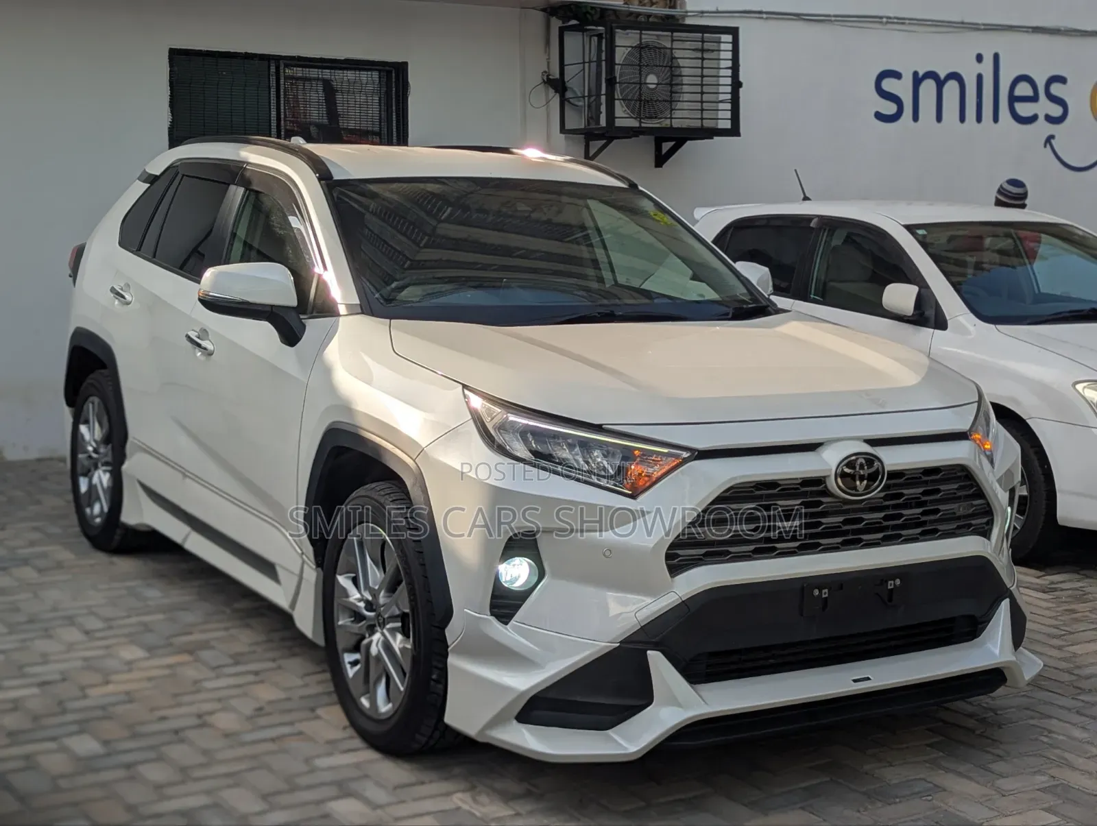 Toyota RAV4 2019 Pearl