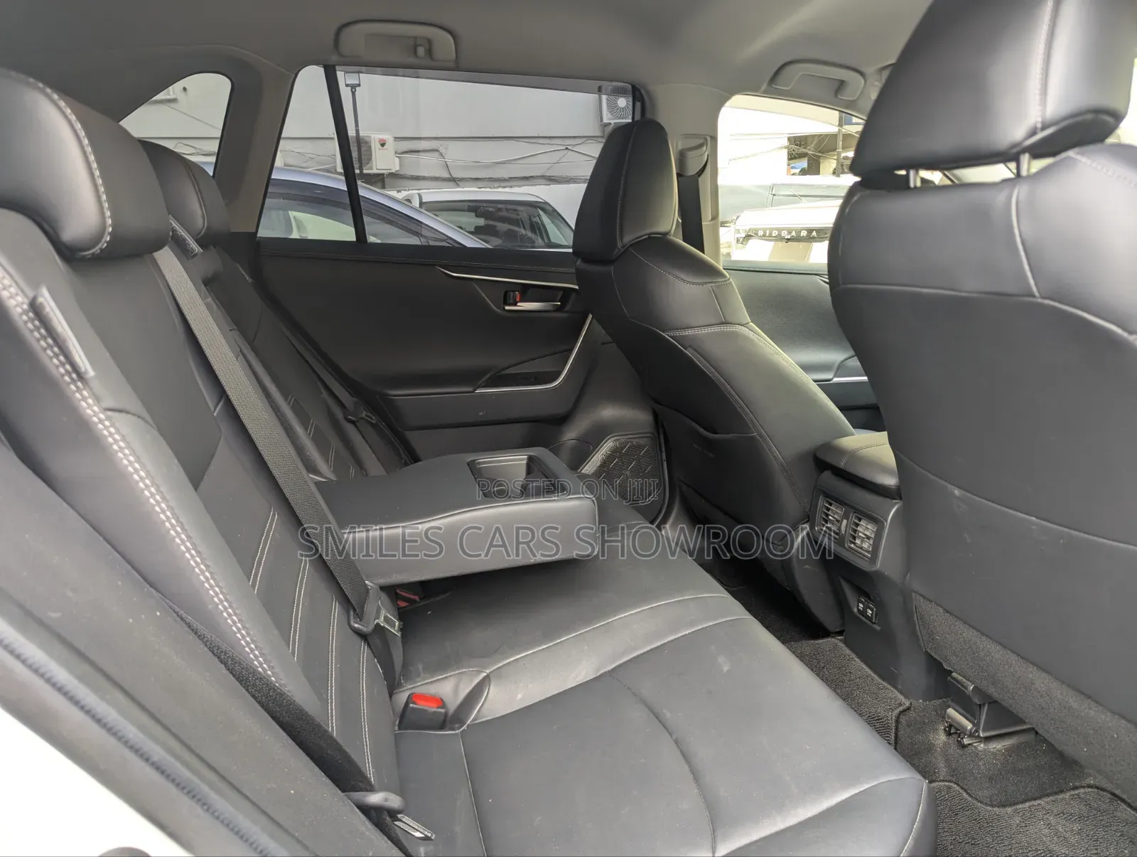 Toyota RAV4 2019 Pearl