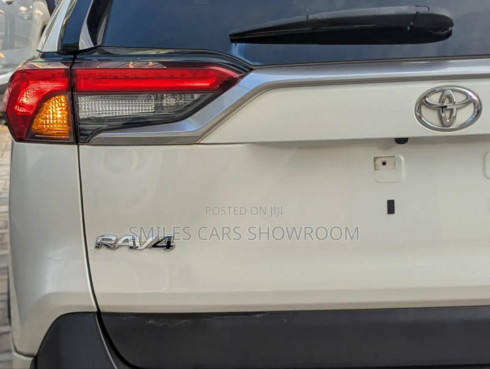 Toyota RAV4 2019 Pearl