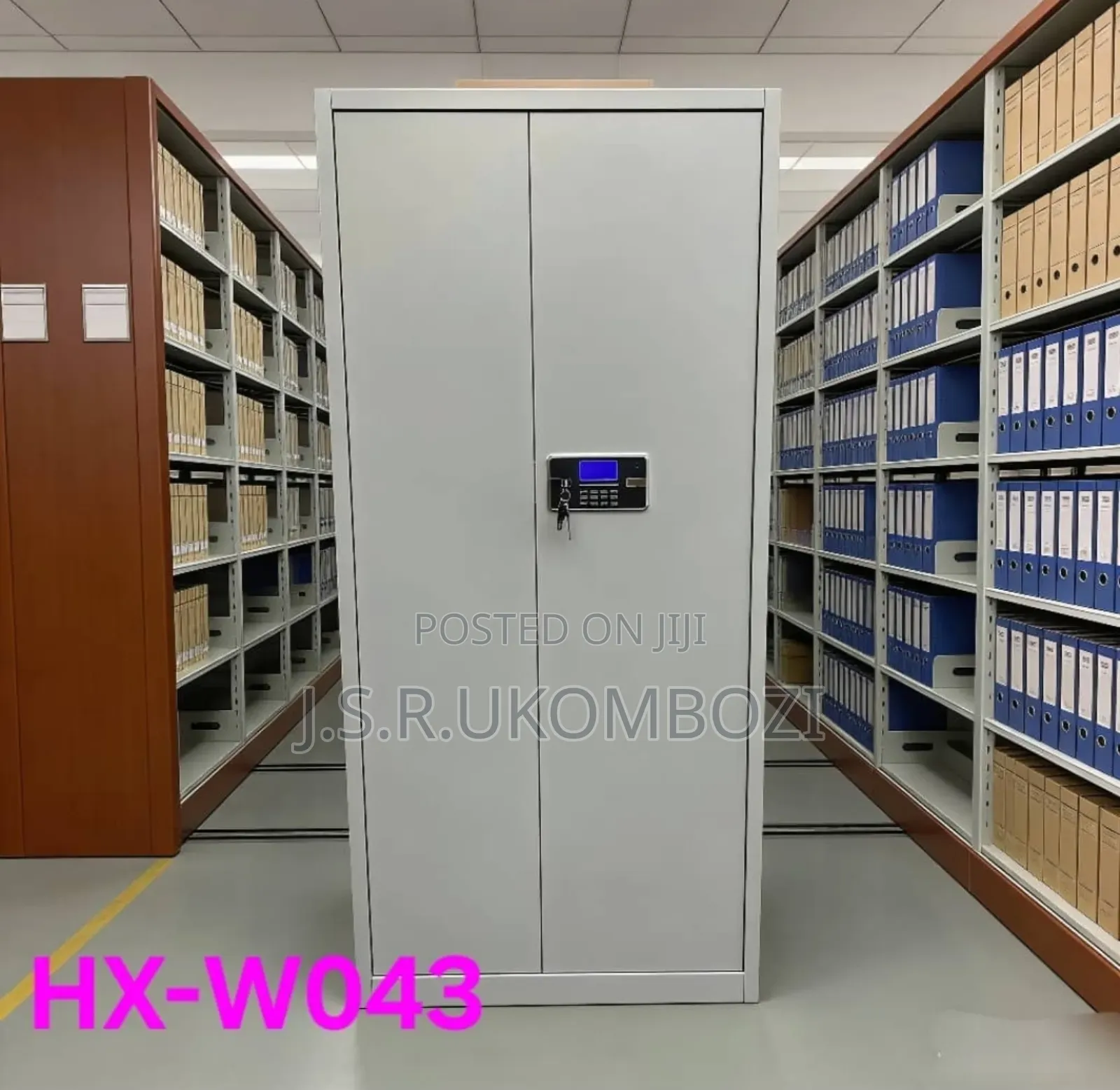 The Center Unit Is a Lockable Mobile Cabinet With a Digital Keypad.