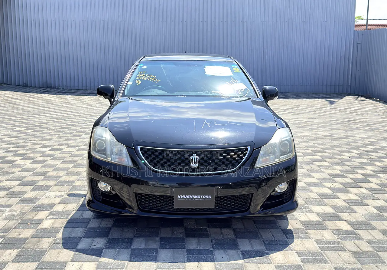 Toyota Crown 2009 Black