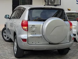 Toyota RAV4 2006 Silver