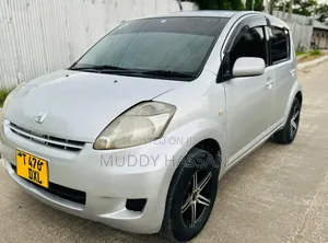 Toyota Passo 2006 Silver