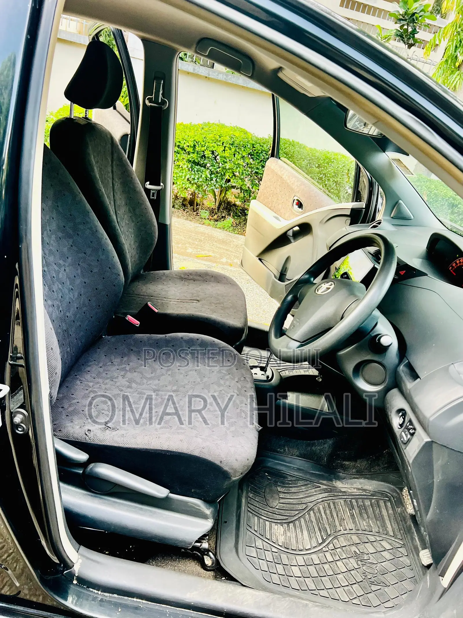 Toyota Vitz 2008 Black