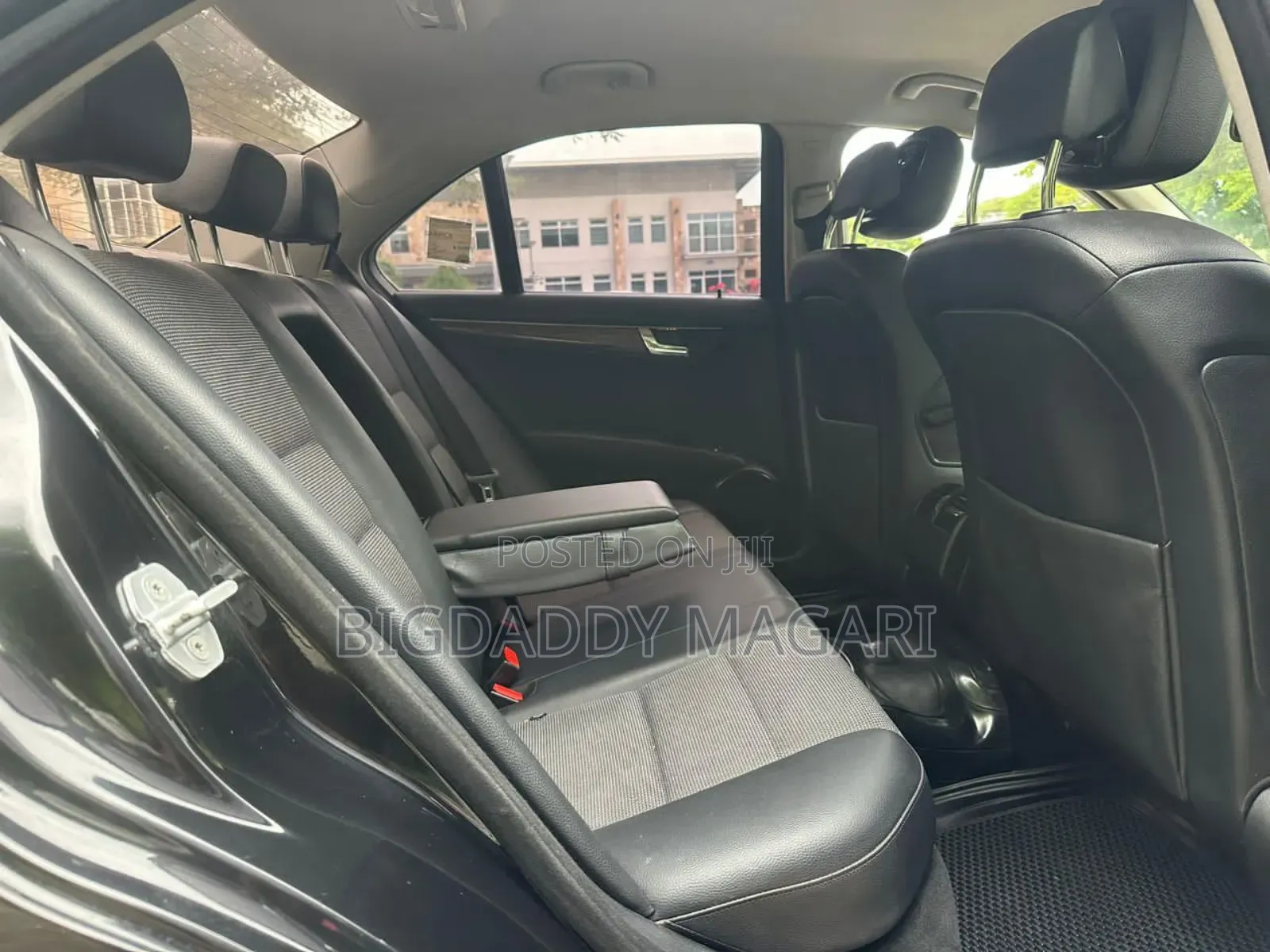 Mercedes-Benz C-Class 2009 Black