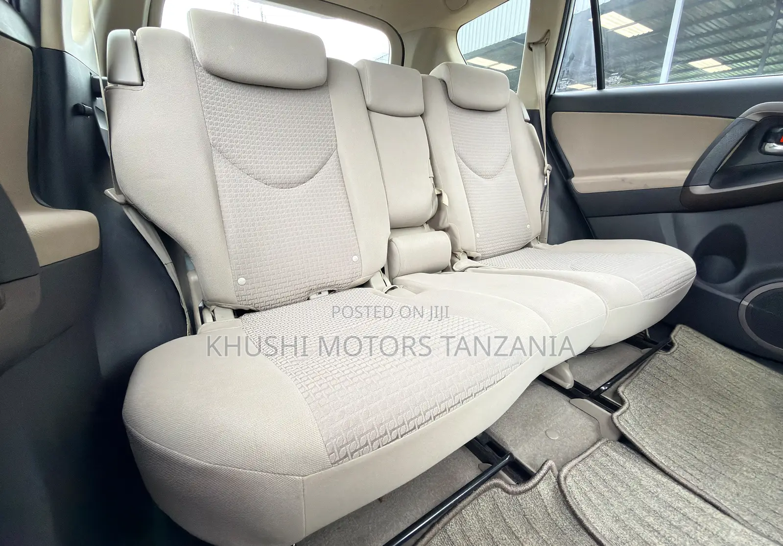 Toyota Vanguard 2007 Silver