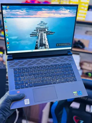 New Laptop Dell G16 7620 16GB Intel Core i7 SSD 512GB