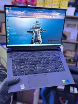 New Laptop Dell G16 7620 16GB Intel Core i7 SSD 512GB