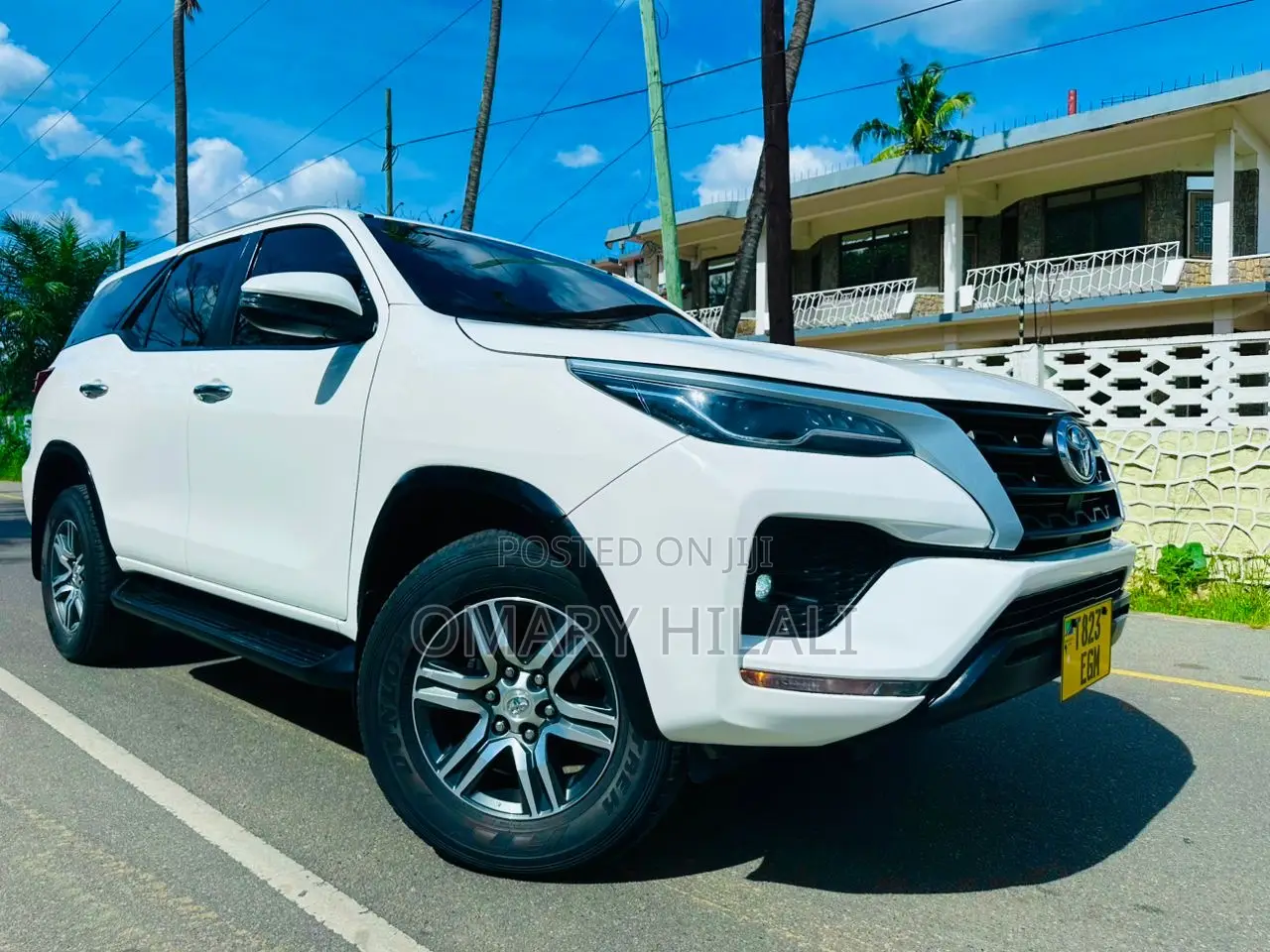 Toyota Fortuner 2022 White