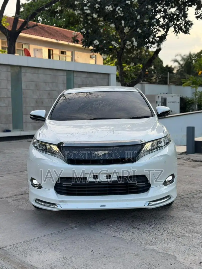Toyota Harrier 2016 White