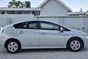 Toyota Prius 2011 Silver