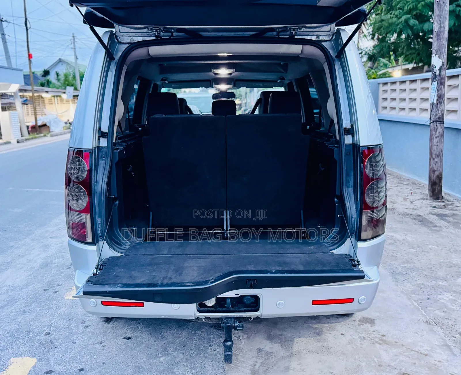 Land Rover Discovery 2008 Silver