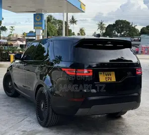 Land Rover Discovery Sport 2018 Black