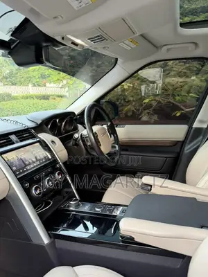 Land Rover Discovery Sport 2018 Black