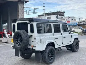 Land Rover Defender 1998 White
